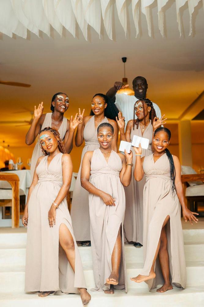 Le Saint Tropez Hotel Kidoti Exterior photo